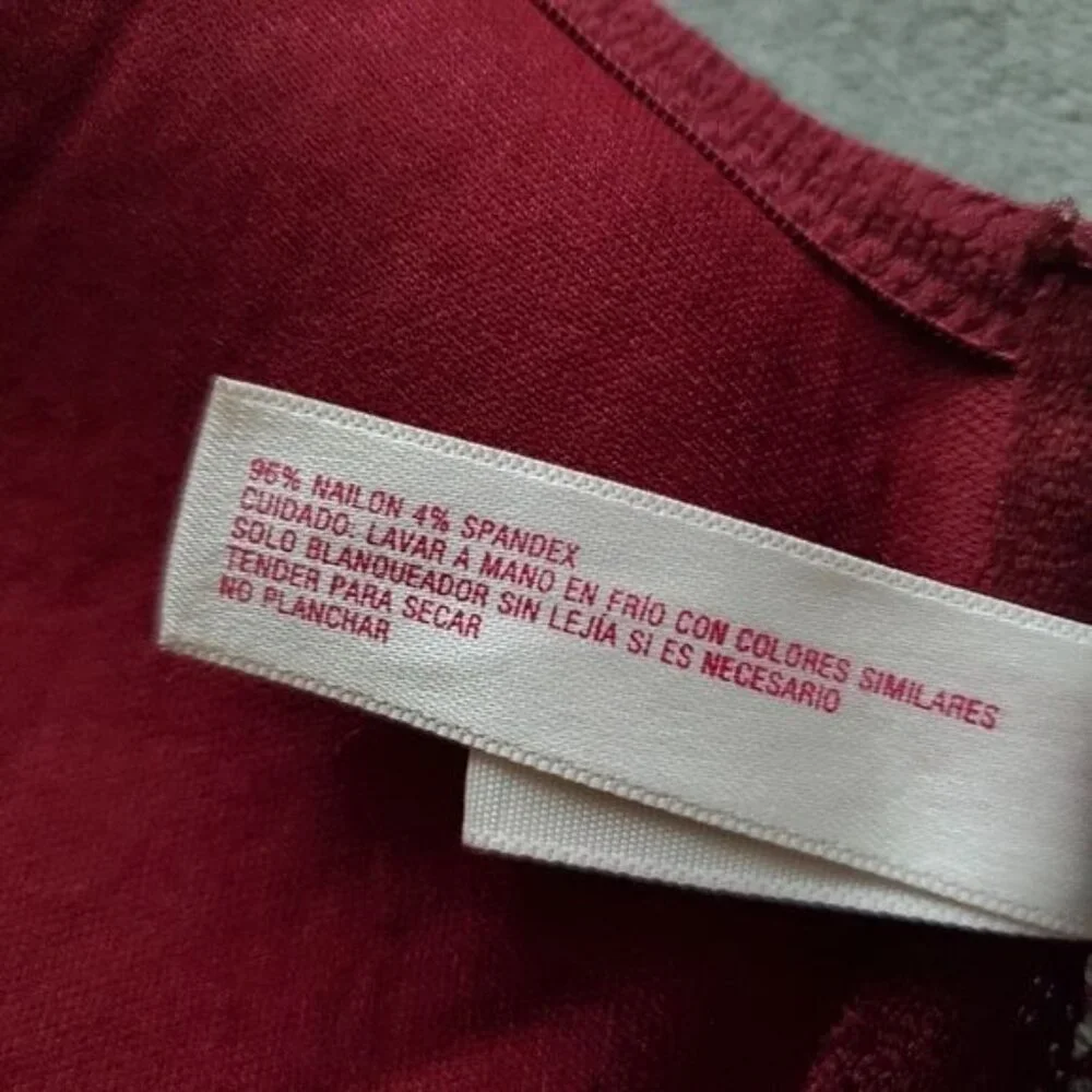 Xhilaration womens Bra 32 C wine color front clip tshirt bra‎ criss cross